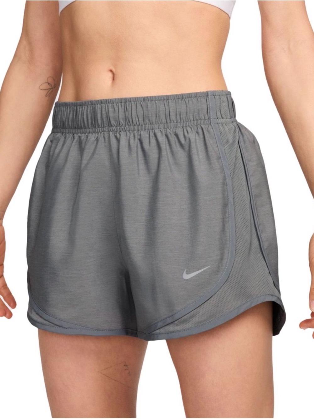 Nike Women's Dri-Fit Tempo Mid-Rise Running 3” Short - Size Large - NWT